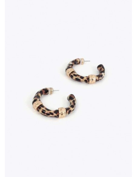 Pendientes de aro efecto bambú animal print de LOLA CASADEMUNT