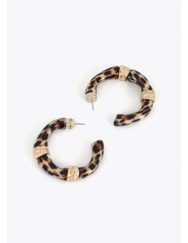 Pendientes de aro efecto bambú animal print de LOLA CASADEMUNT