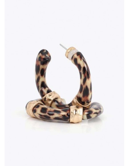 Pendientes de aro efecto bambú animal print de LOLA CASADEMUNT