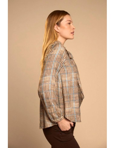 Camisa Pinia de perfil