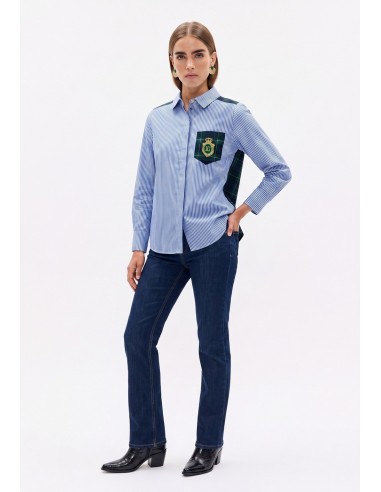 Camisa de rayas con tartán Lola Casademunt con vaqueros