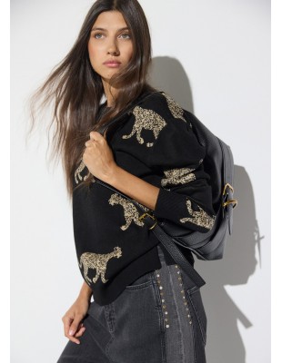 Jersey de leopardos con collar y logo Lola Casademunt