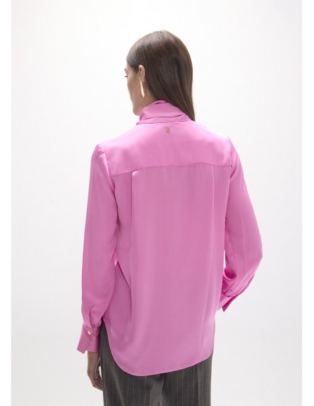 Camisa fluida rosa con lazada Lola Casademunt, imagen 4