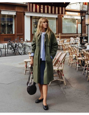 Gabardina midi cruzada de algodón Yerse verde caqui