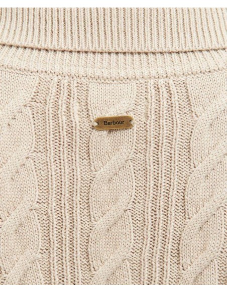 Detalle del tejido y la etiqueta del Jersey Liso Pico Juniper Soft LT Sand de Barbour®