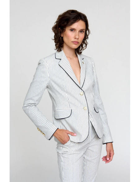 Americana "Sidonia" - vista lateral / frontal