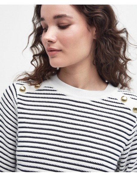 Barbour Mace Knitted Jumper - Detalle del jersey de punto con rallas marineras Barbour Mace Knitted Jumper - Detalle del jersey de punto con rallas marineras