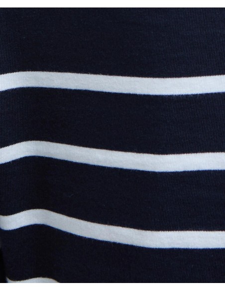 Barbour Bradley Top - detalle del tejido y el estampado a rayas horizontales.