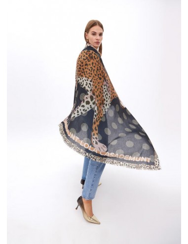 Foulard estampado topos con leopardo de Lola Casademunt