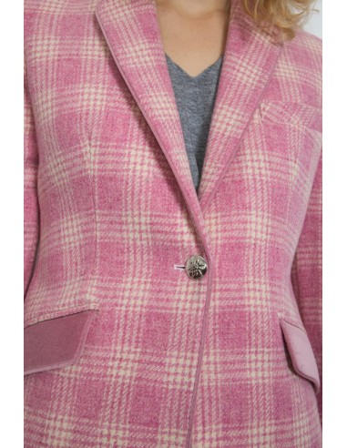 Americana de cuadros Legio – Entallada en lana rosa de Tinta y Bariloche