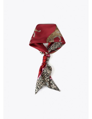 Pañuelo burdeos estampado LC y leopardos de Lola Casademunt - pañuelo atado