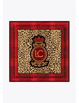 Pañuelo animal print con escudo y tartán – Lola Casademunt