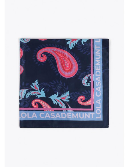 Pañuelo paisley azul – Lola Casademunt Pañuelo paisley azul – Lola Casademunt