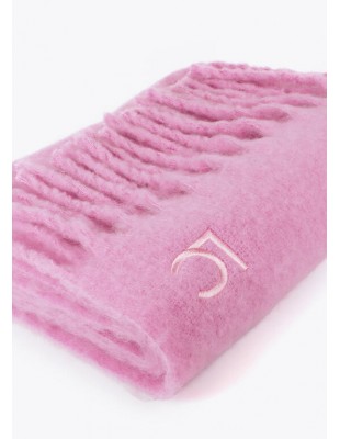 Bufanda Rosa Lisa con Flecos Gruesos – Lola Casademunt 2