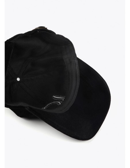 Visera de Terciopelo Negro con Logo – Lola Casademunt
