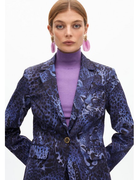 Americana fitted animal print azul Lola Casademunt