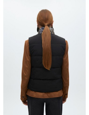 Chaleco acolchado animal print con detalles dorados Lola Casademunt