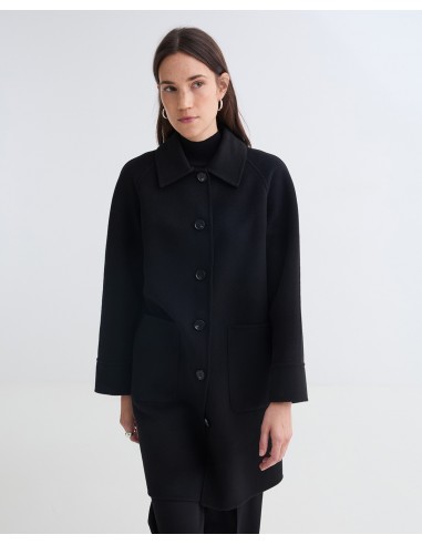 Abrigo midi de lana reciclada YERSE con cuello de pelo – Negro