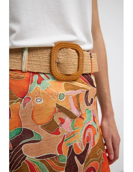 Falda Anis Estampada Mandarina – Tinta y Bariloche - detalle del estampado y el cinturón de rafia incluido con la falda