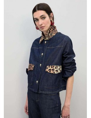 Cazadora Denim Corta con Cuello Leopardo – Lola Casademunt
