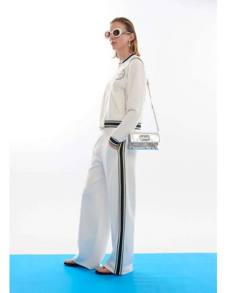 Bomber Scuba Blanca con Logo – Lola Casademunt