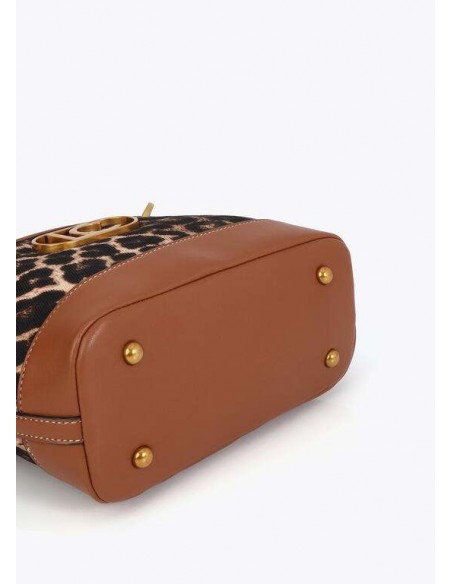 Mini Capazo Leopardo con Asas Trenzadas – Lola Casademunt - vista de la parte inferior del bolso