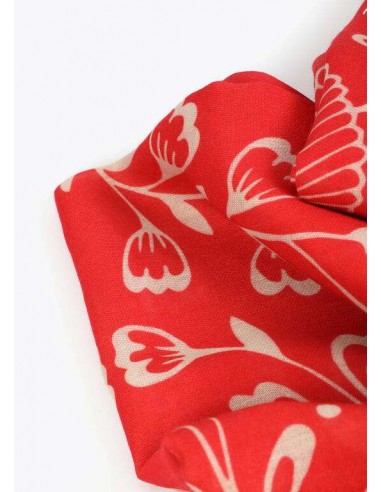Fular Estampado Floral con Logo – Lola Casademunt - detalle del estampado