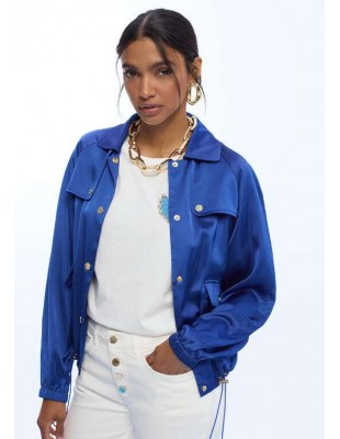 Chaqueta bomber fluida azul klein con bolsillos 2